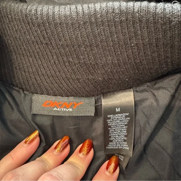 DKNY active Black Puffer Jacket with Faux Fur Trim women medium - Picture 3 of 8